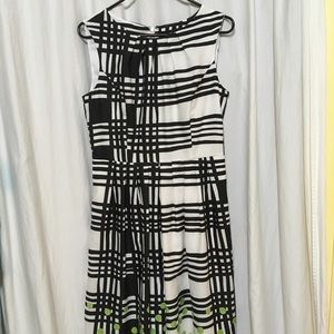Ellen Tracy Dress, black & white plaid, size 6